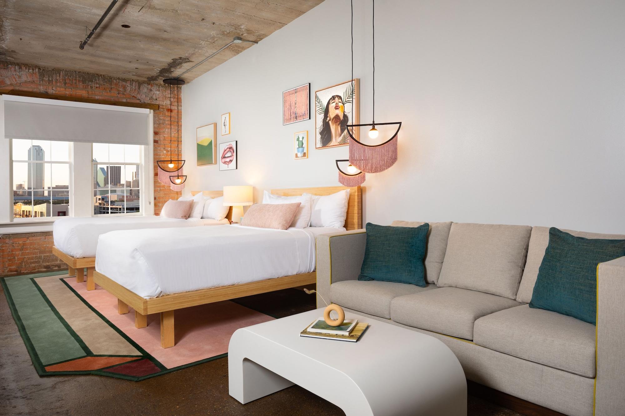 Canvas Hotel 4*